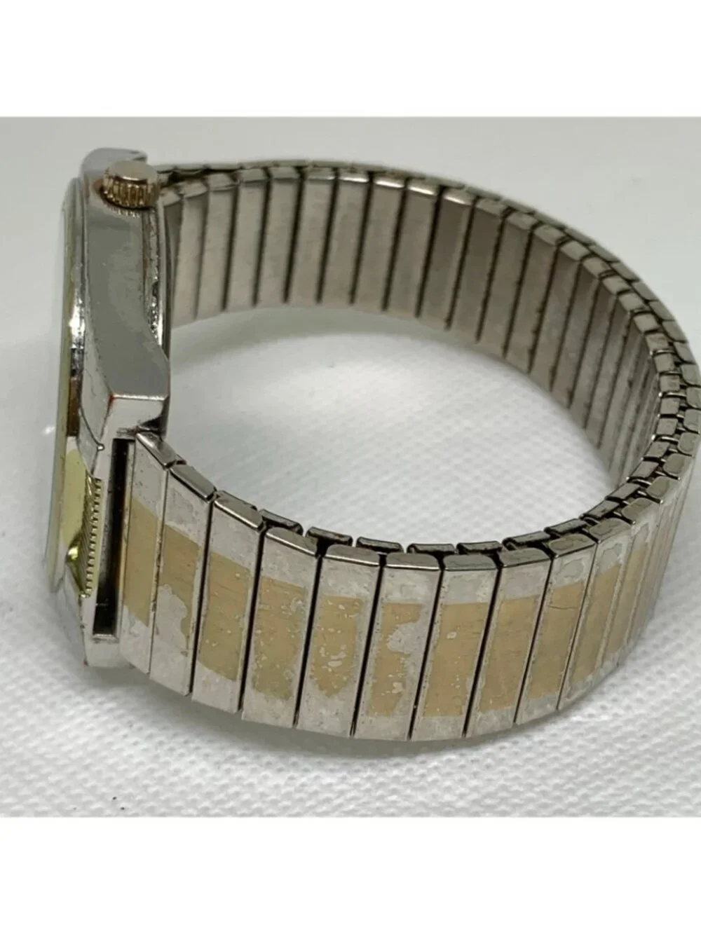 Vintage Accutime corp men’s watch two tone 36mm white dial quartz 7” running